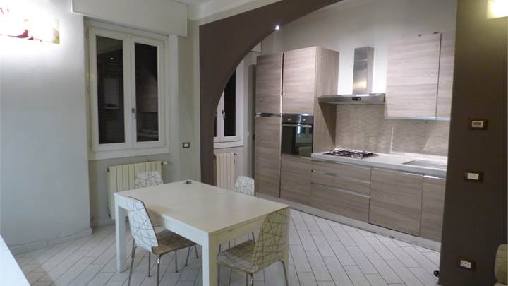 BILOCALE RISTRUTTURATO A CREMONA ZONA CENTRO