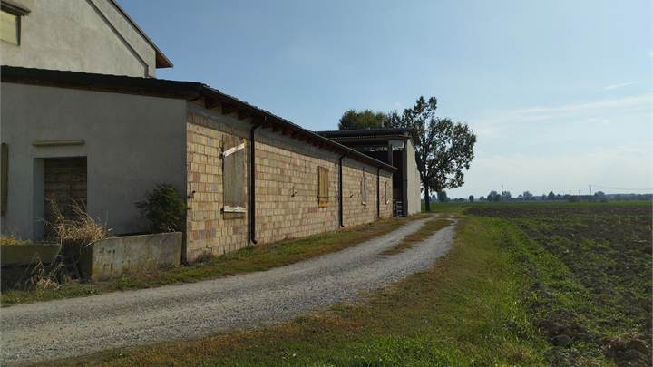 MAGAZZINI - DEPOSITI - LABORATORI
