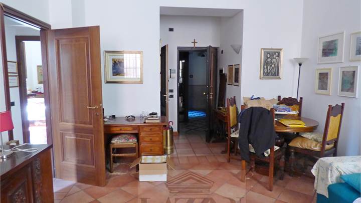 CREMONA CENTRO BILOCALE CON CUCINA ABITABILE