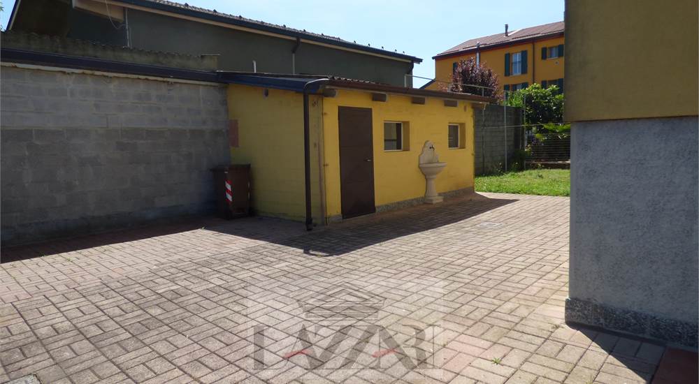 AREA CORTILIZIA - MAGAZZINO