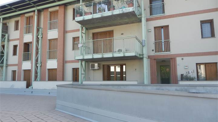 CREMONA VIA NOVATI BILOCALE A REDDITO